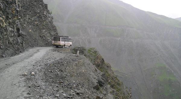 zojila-pass-uma-das-estradas-mais-perigosas-do-mundo