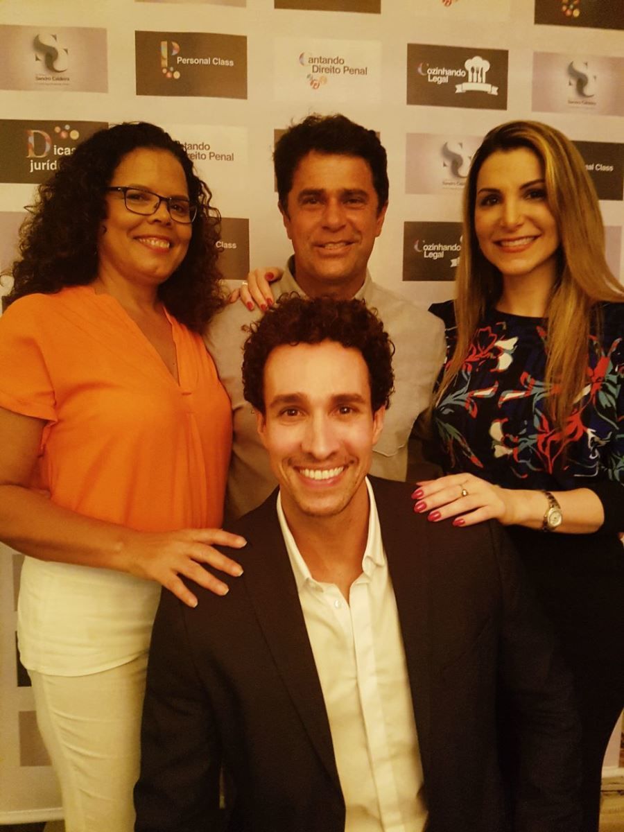 Sandro com os convidados especiais dessa temporada: Leila Medina, do Supera Botafogo, Ruy Marra, do Respire Com Ciência, e Laila Wajntraub, do Clube da Fala.